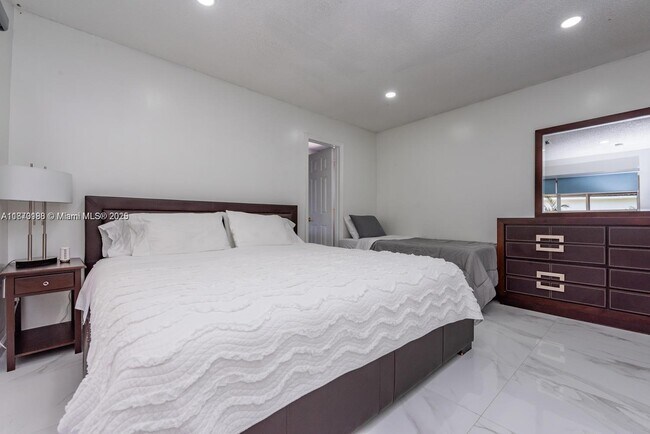 Building Photo - 14347 SW 176th Terr