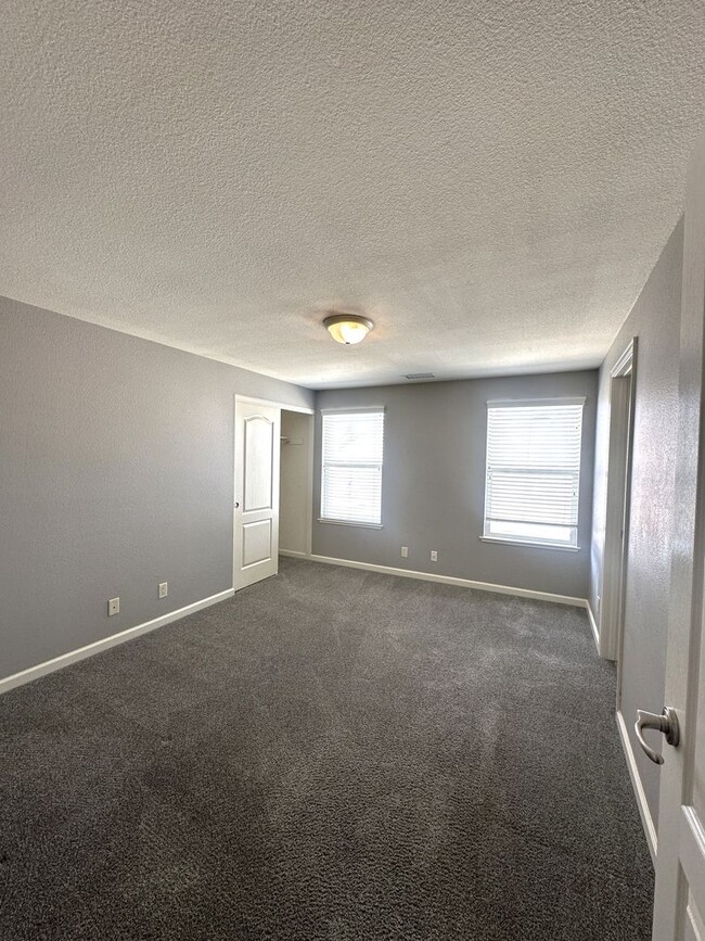 Building Photo - Beautiful home in Damonte Ranch Area
