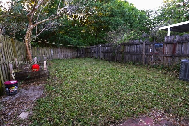 Building Photo - 2203 NW 55th Terrace