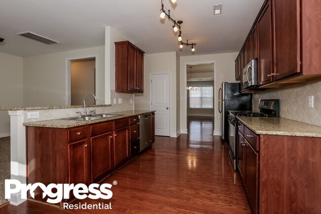 Building Photo - 10430 Carver Falls Rd