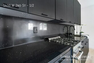 Building Photo - 1410 W 2nd St