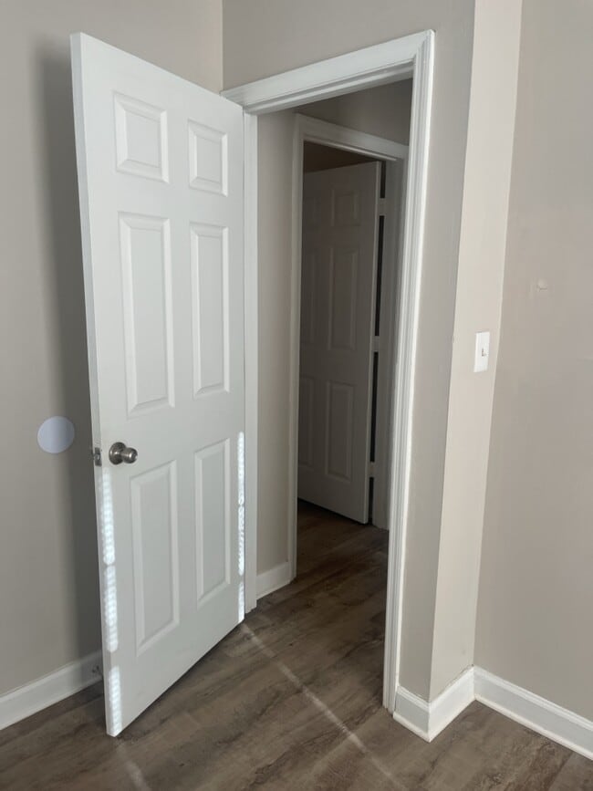 Building Photo - 6105 Trent Dr NW