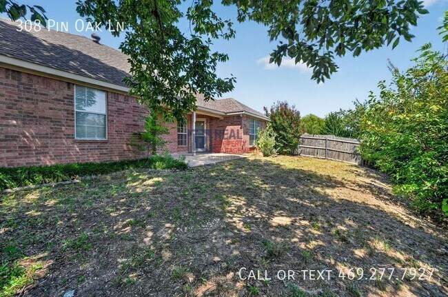 Building Photo - 308 Pin Oak Ln