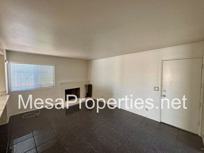 Building Photo - 7680 Sun Petal Ct