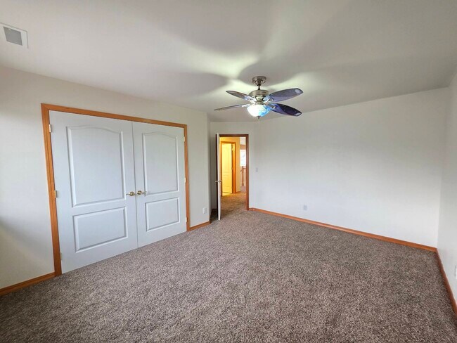 Building Photo - 3493 Hanstead St