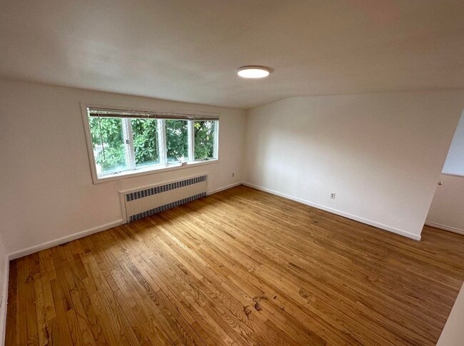 Building Photo - 6517 Durham Ave