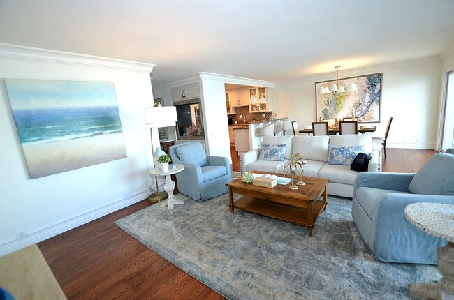 Building Photo - 3 Bedroom 2 bath Vacation Rental.