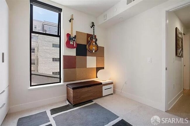 Building Photo - 1080 Sutter St