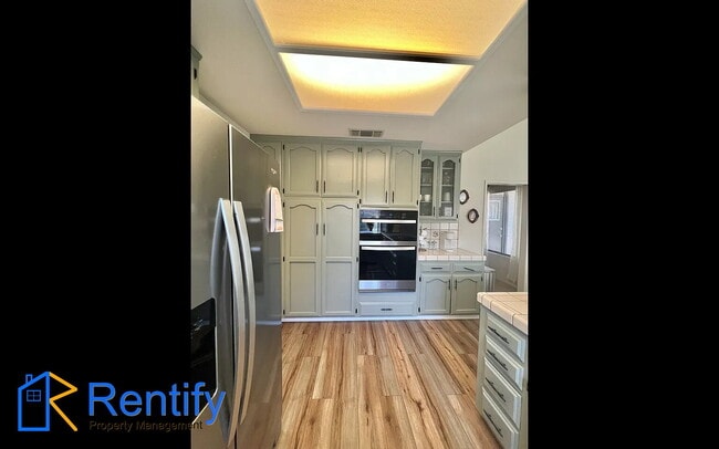 Building Photo - Gated 2bed/2bath home with lots of amenities