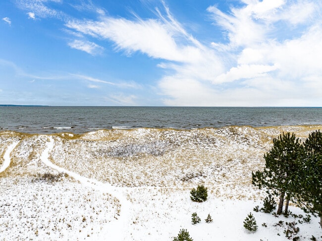 Building Photo - 1802 Minnesota Ave