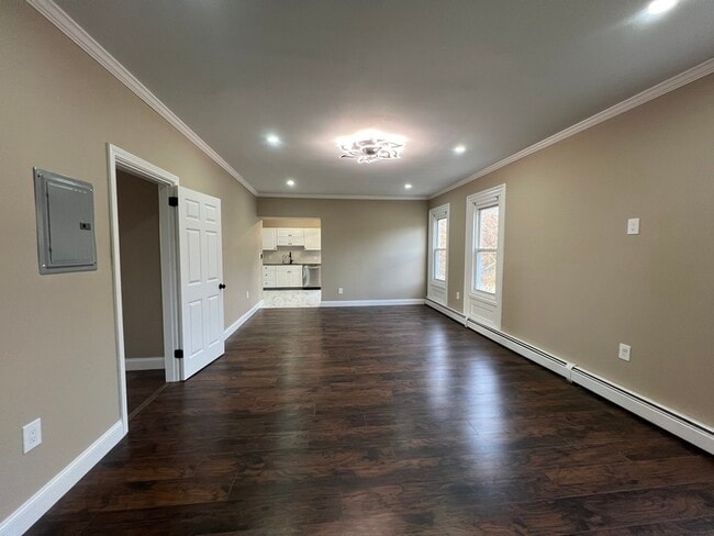 Building Photo - 380 Wilson Rd