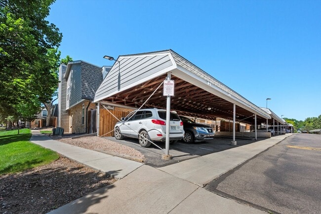 Building Photo - 1517 S Owens St