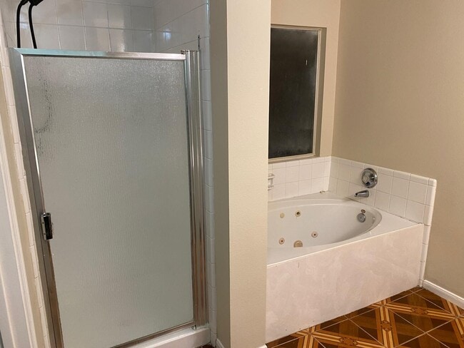 Building Photo - 4026 Clayton Bend Ct