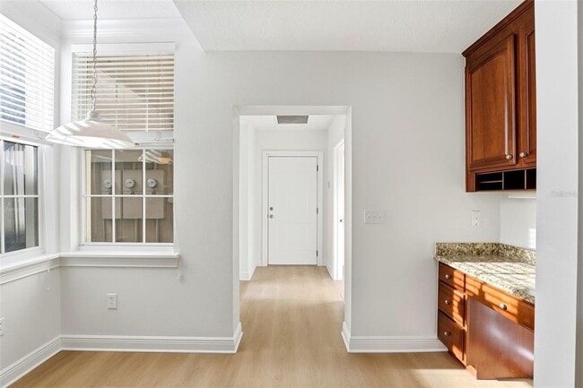 Building Photo - 1384 Lake Baldwin Ln