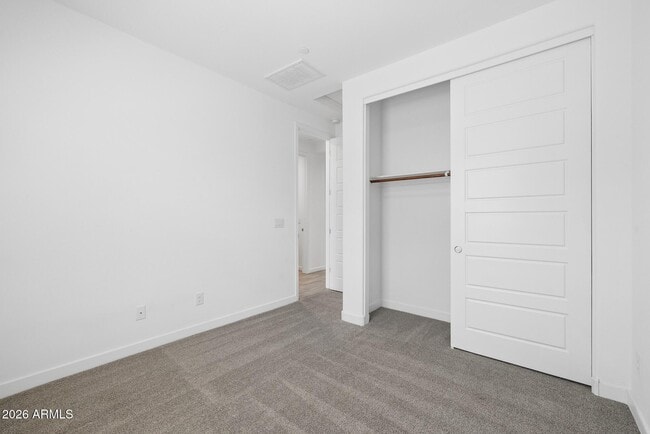 Building Photo - 4631 S Element