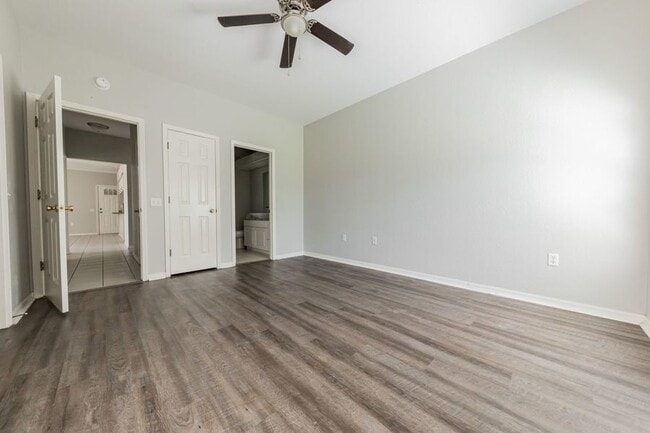 Building Photo - 904 Eagle Pond Dr