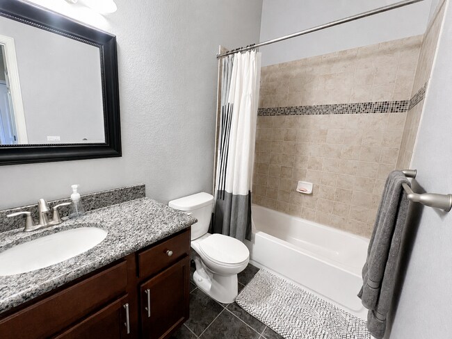 Building Photo - Stunning 3-bedroom townhouse with breathtaking Pikes Peak views!