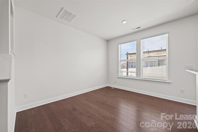 Building Photo - 1245 Pebble Grove Dr