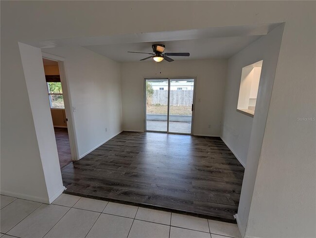 Building Photo - 27284 Sunnybrook Rd