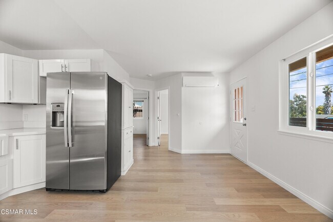 Building Photo - 111 Everett St