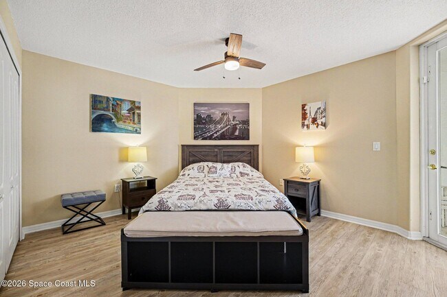 Building Photo - 820 Del Rio Way