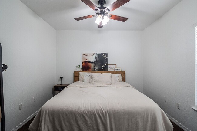 Building Photo - Rental Near Downtown Lakeland!!