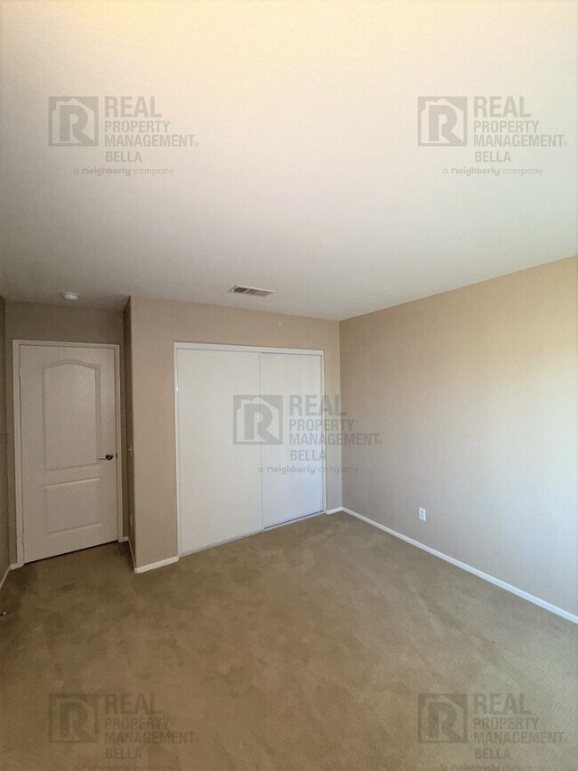 Building Photo - 756 Conlon Dr