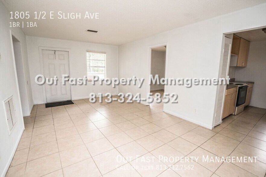 Building Photo - 1805 1/2 E Sligh Ave-