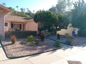 Building Photo - Clean and Bright 5 Bedroom House Near SDSU!