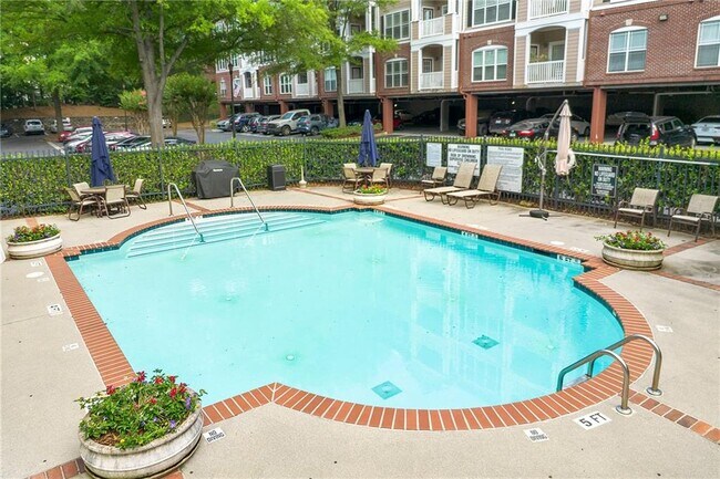 Building Photo - 4333 Dunwoody Park