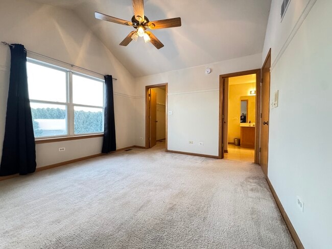 Building Photo - 1606 Donegal Dr