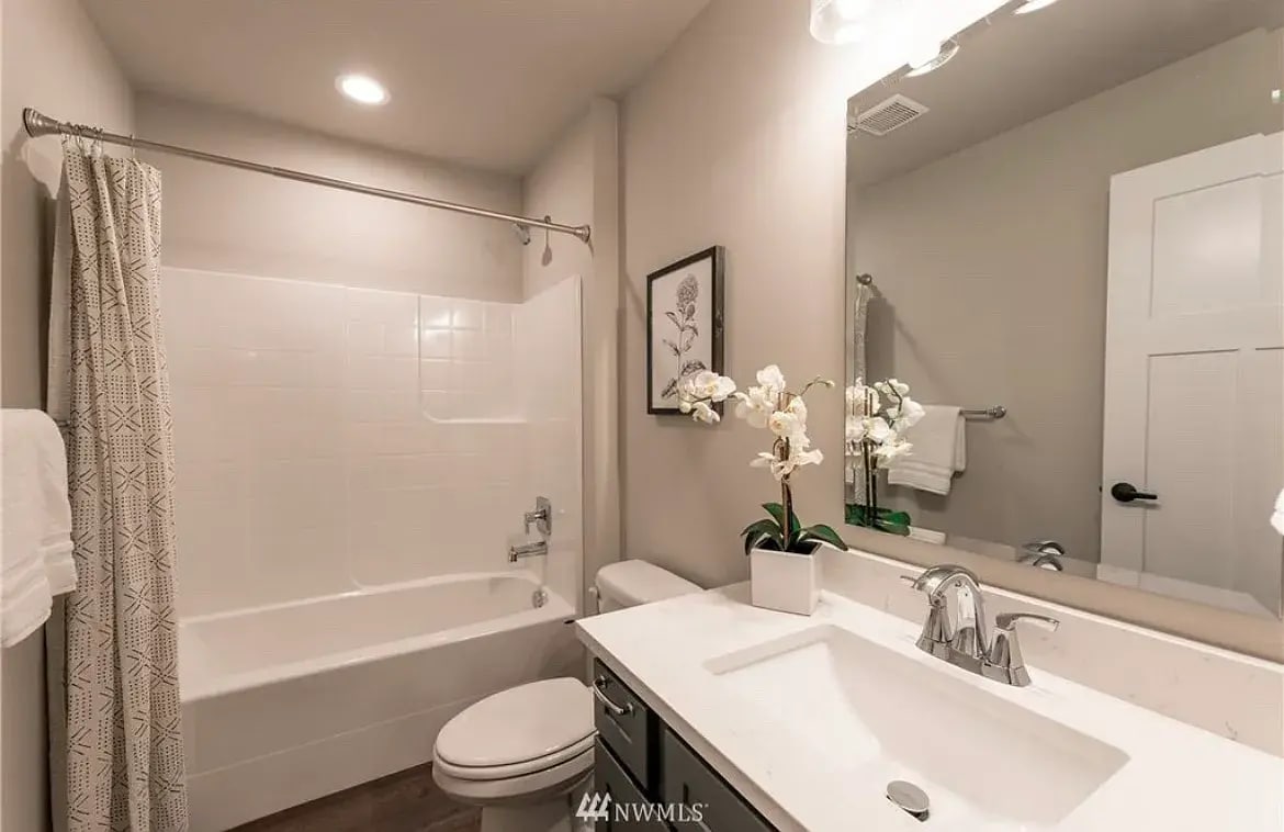 Building Photo - 11031 14th Pl SE