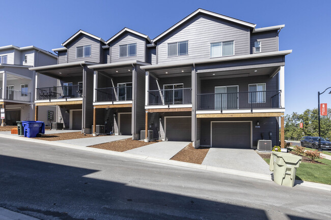 Building Photo - 7582 NW Elise Ave