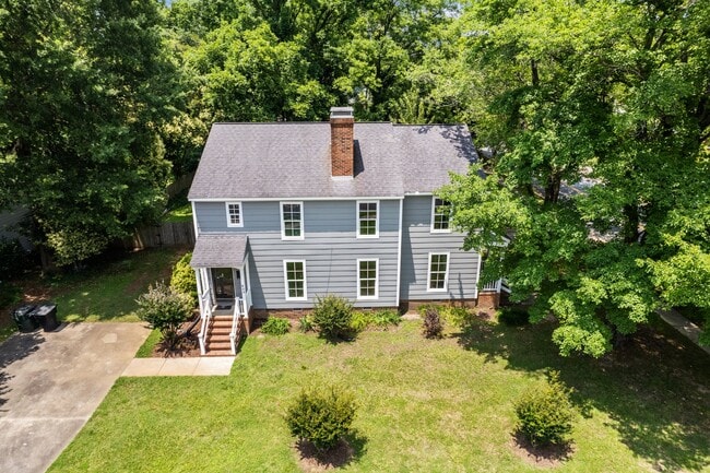 Building Photo - 803 W Davis St