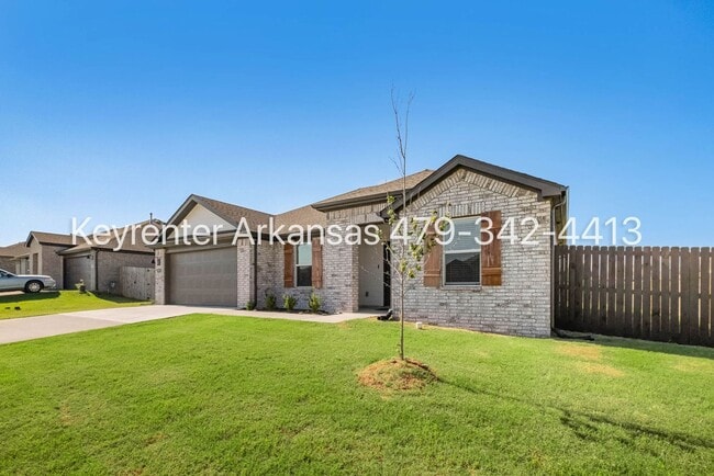 Building Photo - Bright, Open & Beautifully Designed 3-Bedroom Home