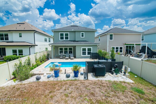 Building Photo - 690 Windermere Way
