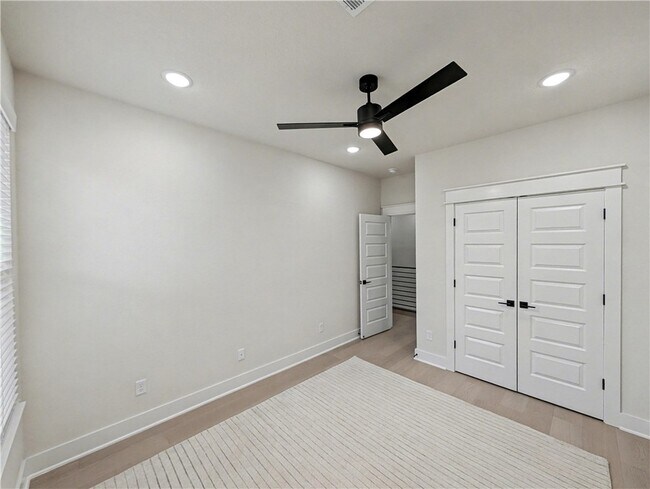 Building Photo - 30 Cromer Dr