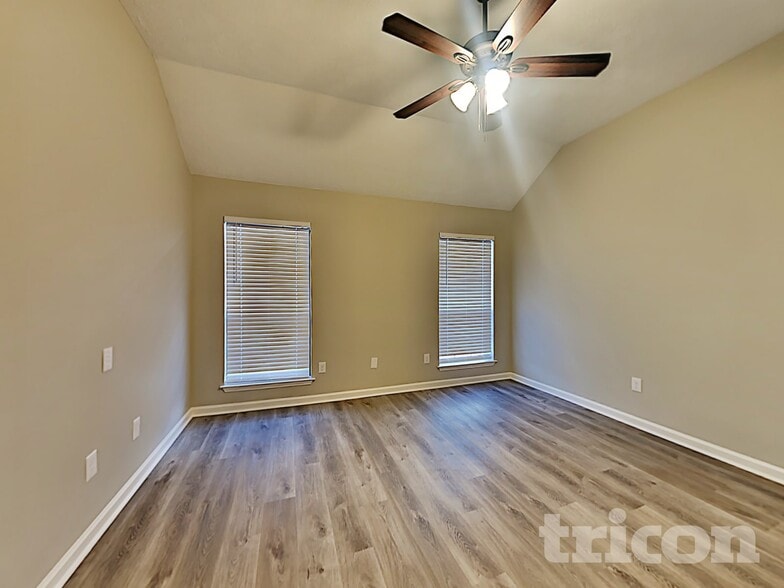 Building Photo - 316 Pine Ridge Ln