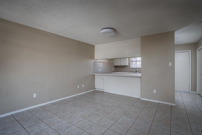 Building Photo - 1918 Veterans Blvd