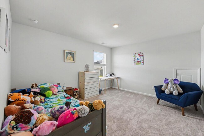 Building Photo - 296 Blue Haw Dr