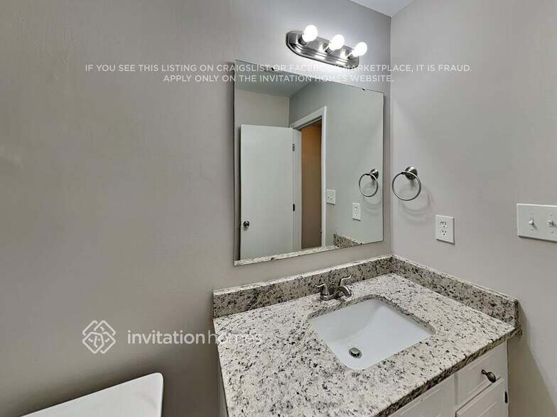 Building Photo - 9924 Starwood Dr