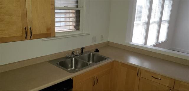 Building Photo - 4018 Hawthorne Ave