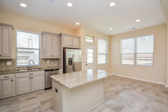 Building Photo - 12239 Stellano Ln