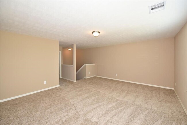 Building Photo - 4050 Calaway Oaks Ln