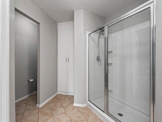 Building Photo - 7246 Basque Country Dr