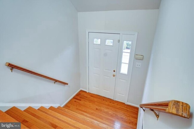 Building Photo - 6912 Kerrywood Cir