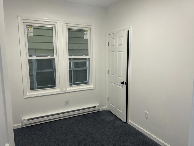 Building Photo - 222 W Patterson St