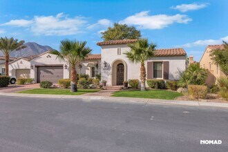 Building Photo - 4 Bedroom Single Family Home in La Quinta + Additional Detached Casita