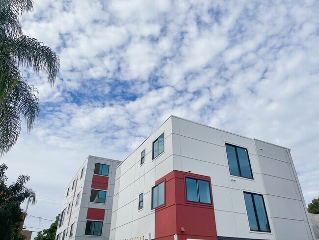 Building Photo - The Dune