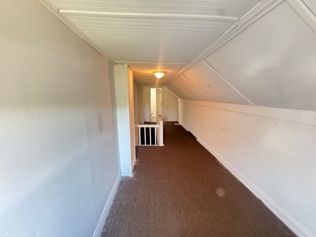 Building Photo - 1541 Hopkins Ave